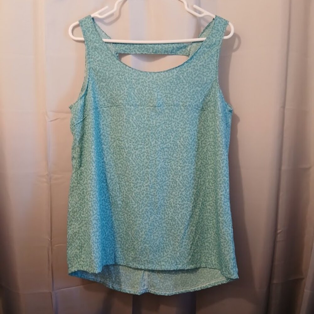 Nwt Scoop neck Tank top Blouse womens M Blue Turquoise Strappy V back Trapeze